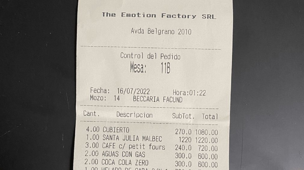 Fue a comer, pidió la cuenta y compartió su indignación: “Para que otros no comentan mi error”