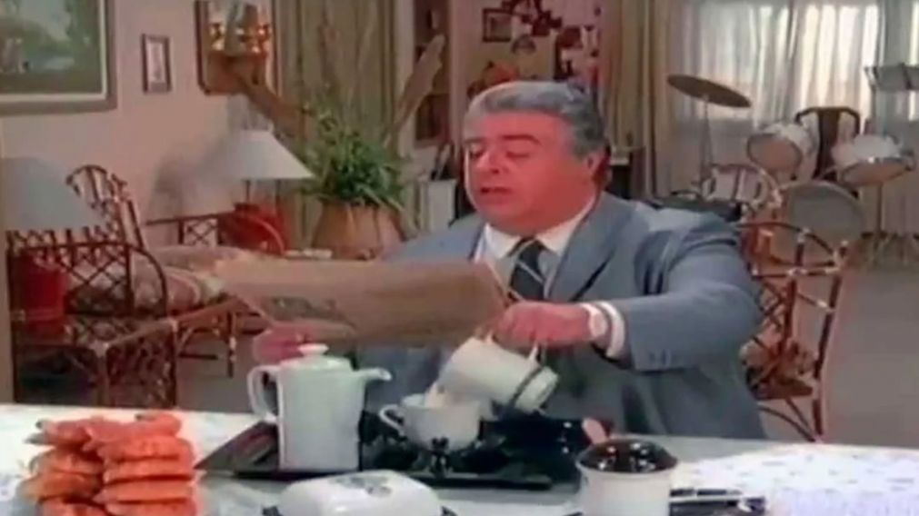 El fragmento viralizado en el que Jorge Porcel habla del precio del dólar pertenece a la película argentina "El Profesor Punk".