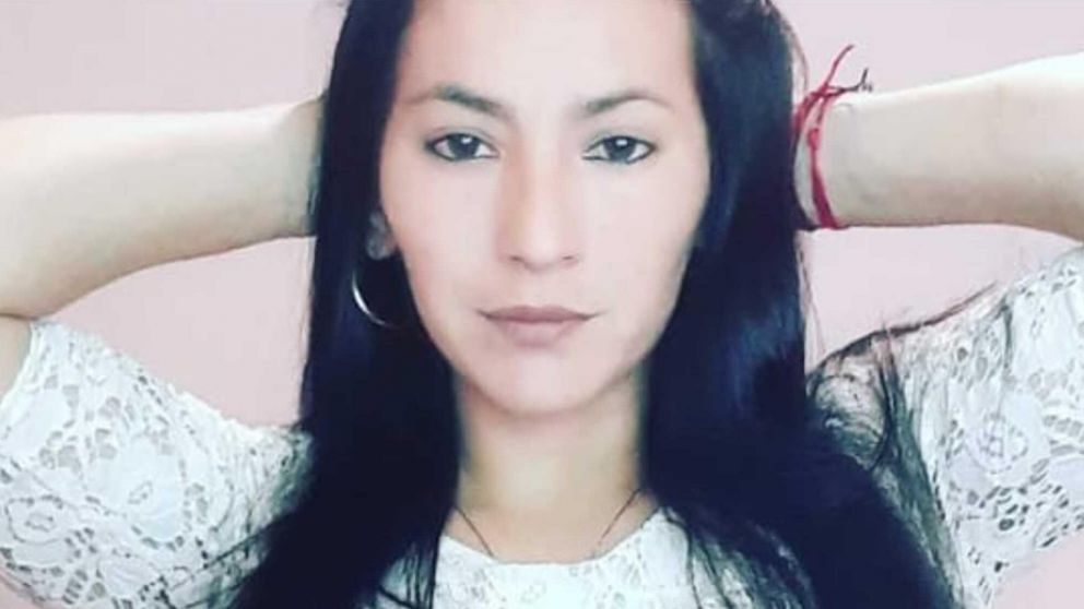 La mam� de Emilce Sombo no cree que ella se haya quitado la vida. 