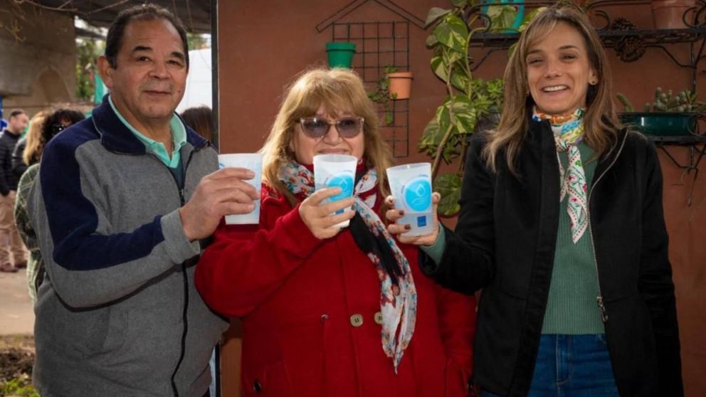 Malena Galmarini habilita una nueva red para llevar el agua potable a 10.700 habitantes de Benavídez, Tigre.